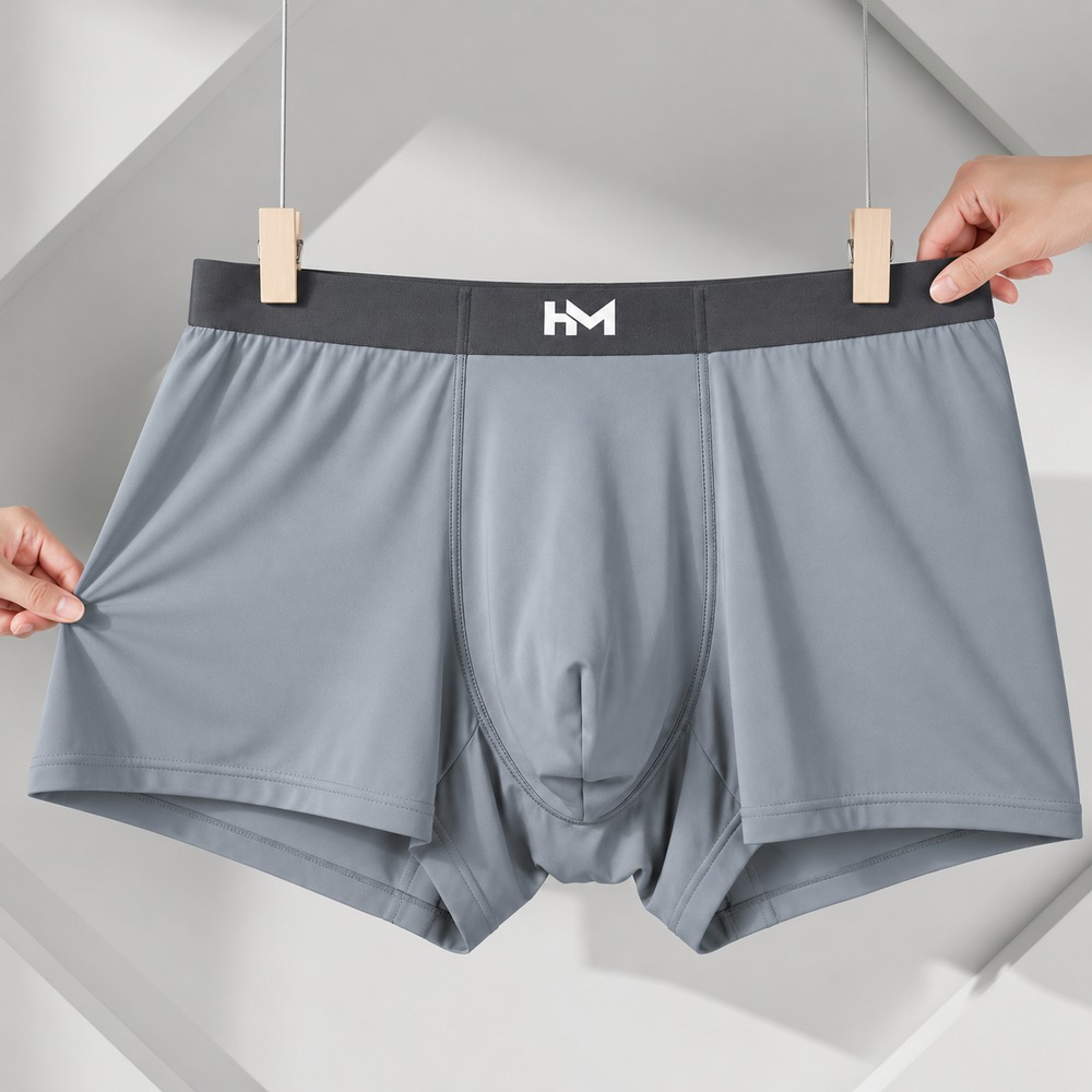 Khách cầm quần sịp nam Big Size HM Heavy Man màu Xám Than